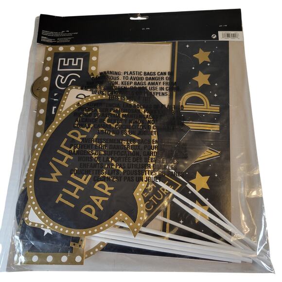 Hollywood VIP Party Photo Booth Props 12-Piece Set Black & Gold Decor Awards - Picture 2 of 13